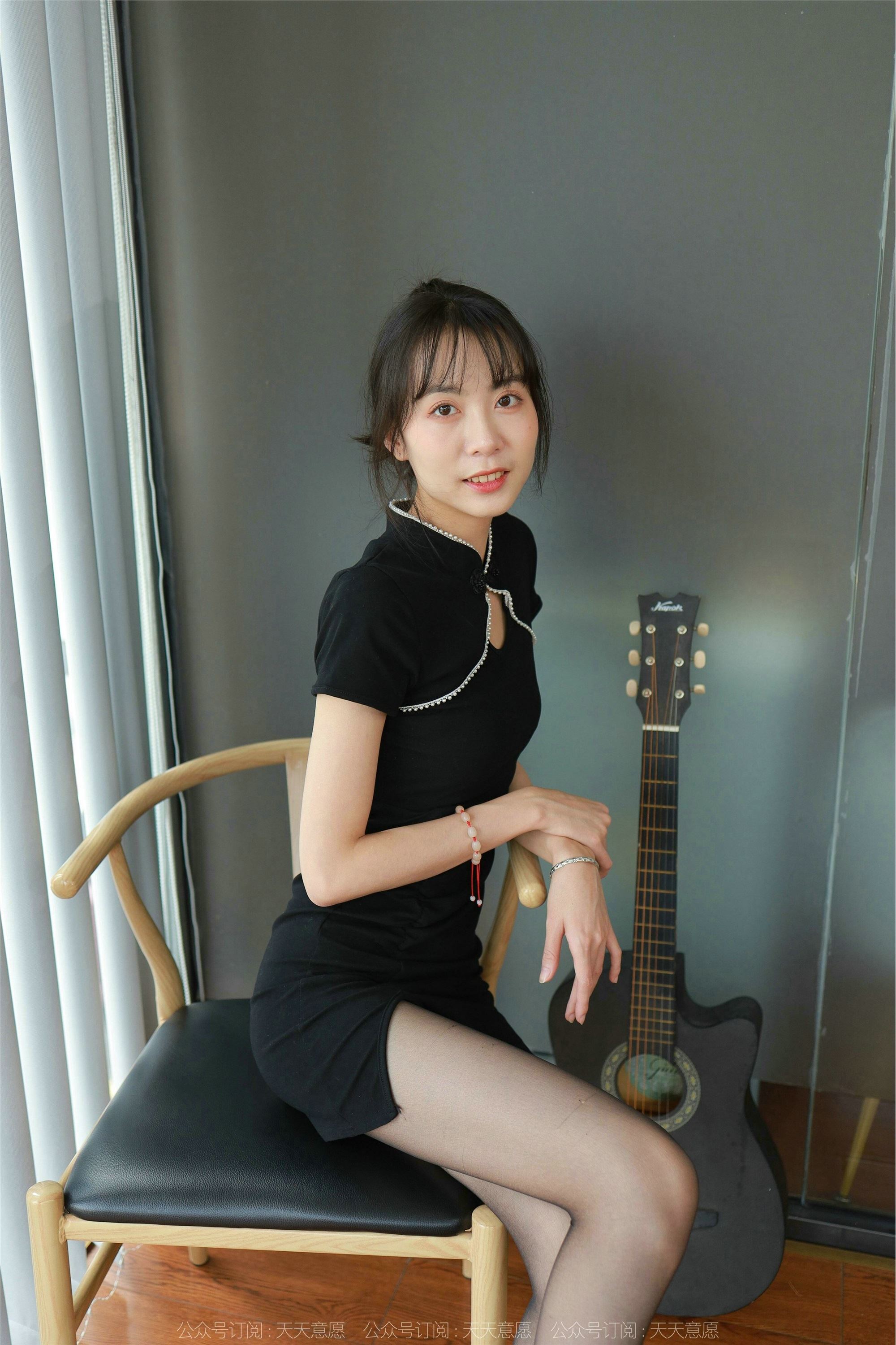 IESS异思趣向  2022.03.06 丝享家1020：团团《长腿黑色旗袍》